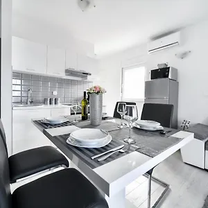 Deluxe Franic Apartmán